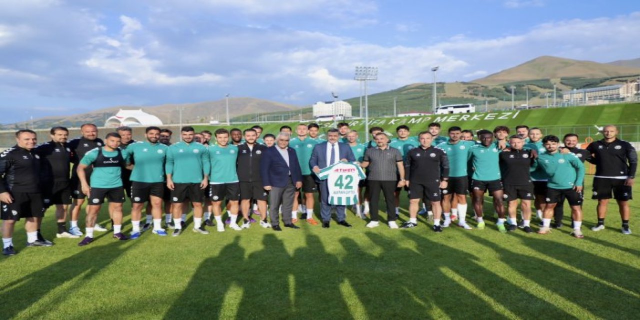 Erzurum Valisi Çiftçi’den Konyaspor’a ziyaret