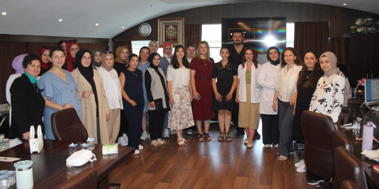 Farabi Hastanesi'nden anne adaylarına seminer