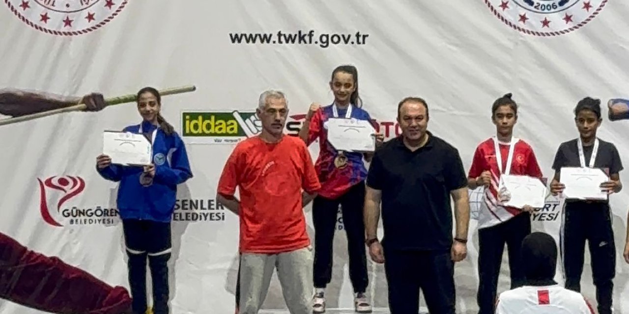 Meramlı sporcular Wushu Balkan Şampiyonası’ndan madalyalarla döndü