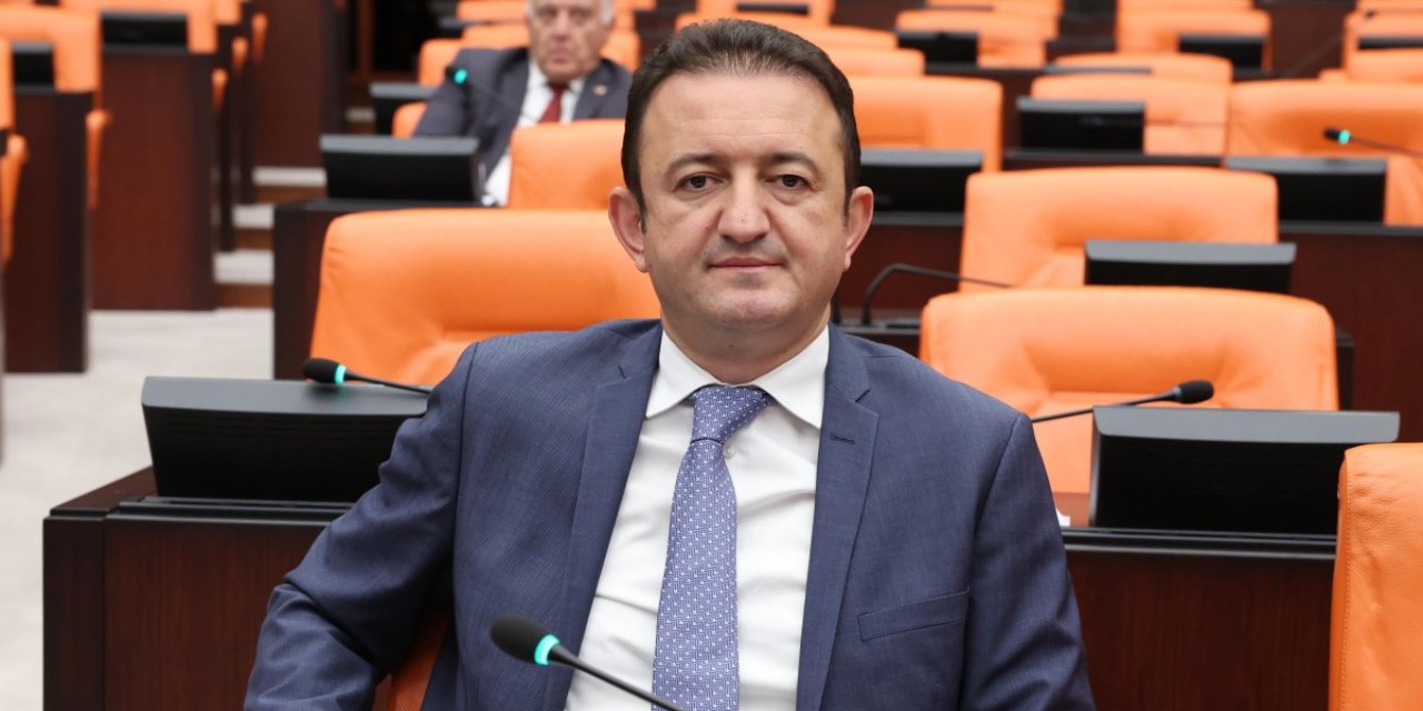 Bektaş: Beyşehir Gölü küçülüyor!