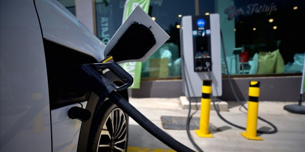 Elektrikli araç şarj soket sayısı yüzde 2,4 arttı