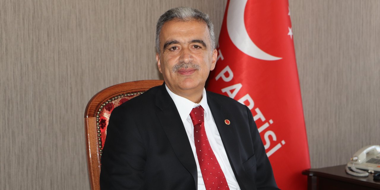 Demirel: Gazeteciler baskı ve sansür altında