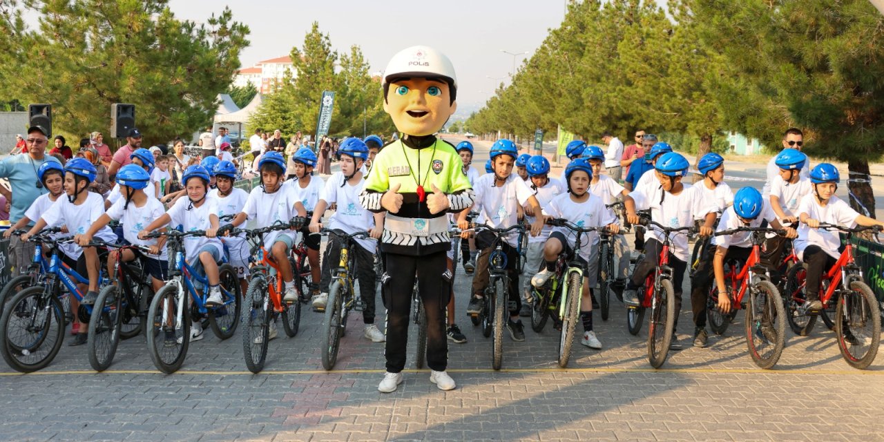 Meramlı çocuklarda yarış heyecanı