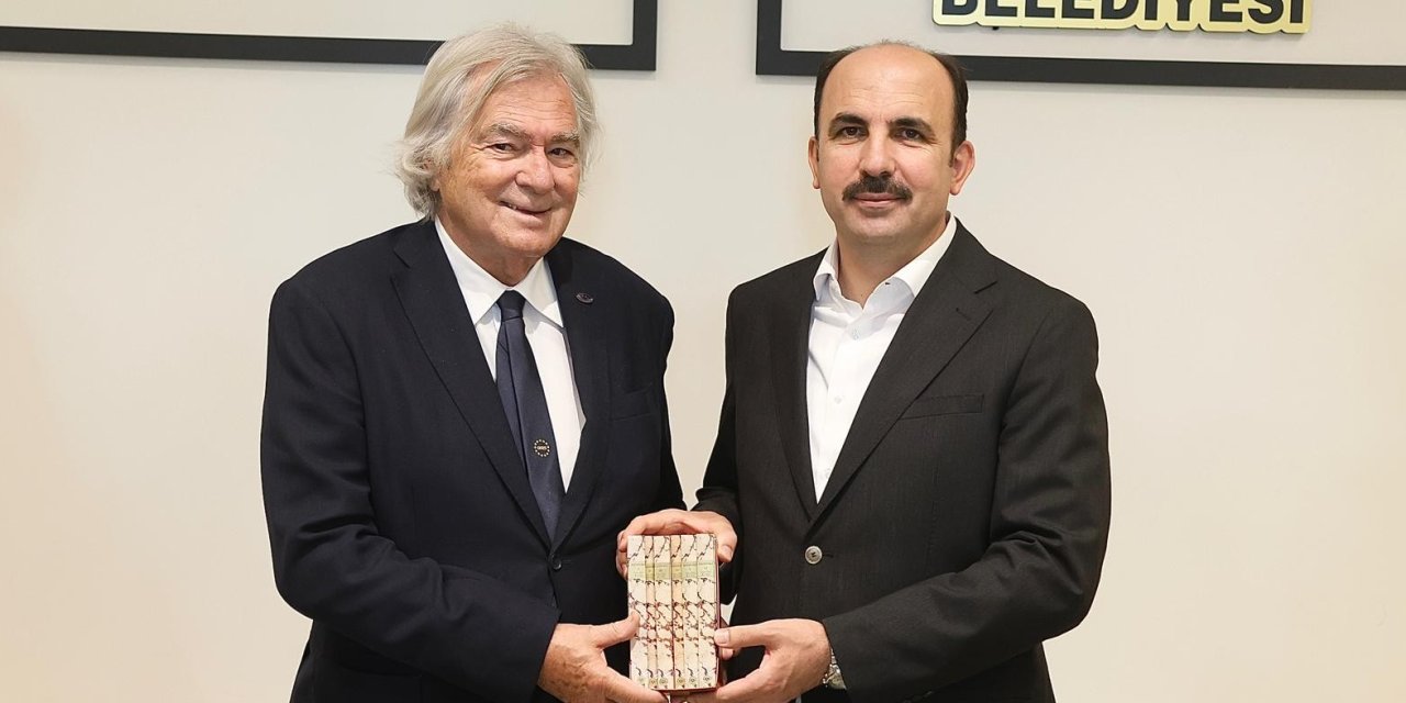 Altay, Avrupalılara Konya'yı anlattı