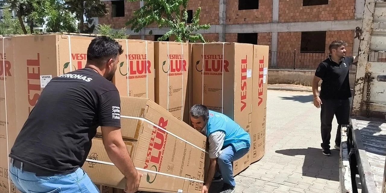 Konya Mehir Vakfı'ndan çeyiz yardımı