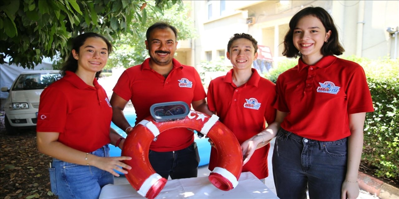 Liselilerden otonom cankurtaran simidi