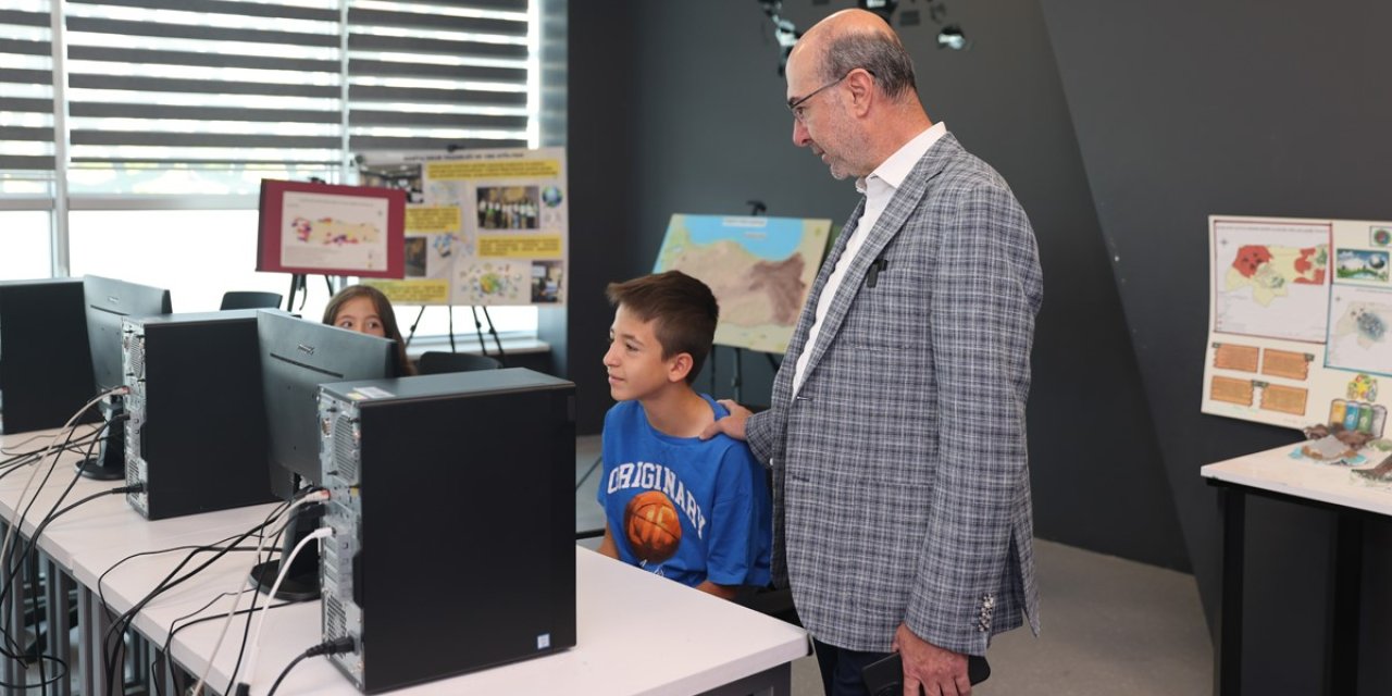 Selçuklu'da 'okul dışı öğrenme' devam ediyor