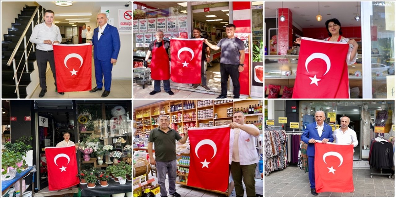 40 bin Türk bayrağı dağıtılacak