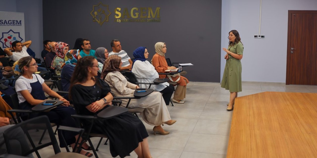 SAGEM'den 'olumlu ebeveynlik' semineri