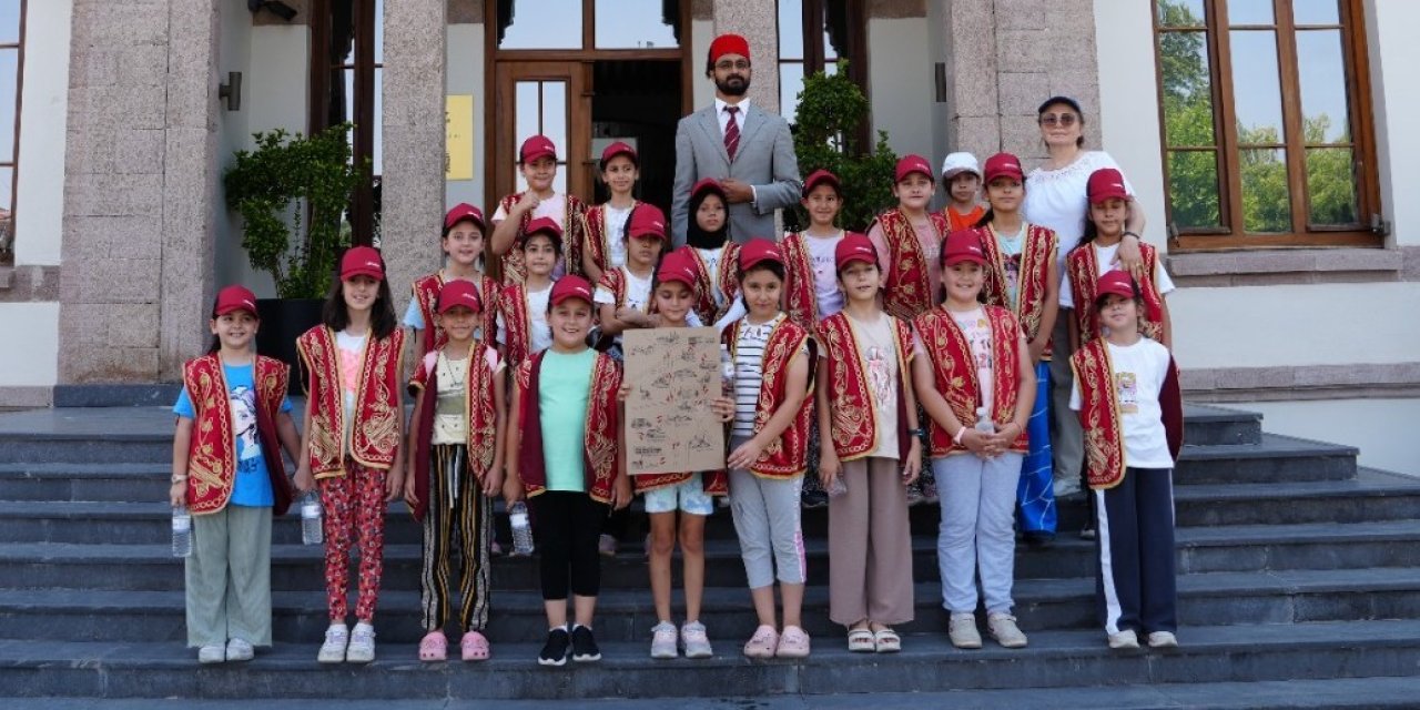 Konya'da 6 tarihi mekan, 6 tarihi karakter