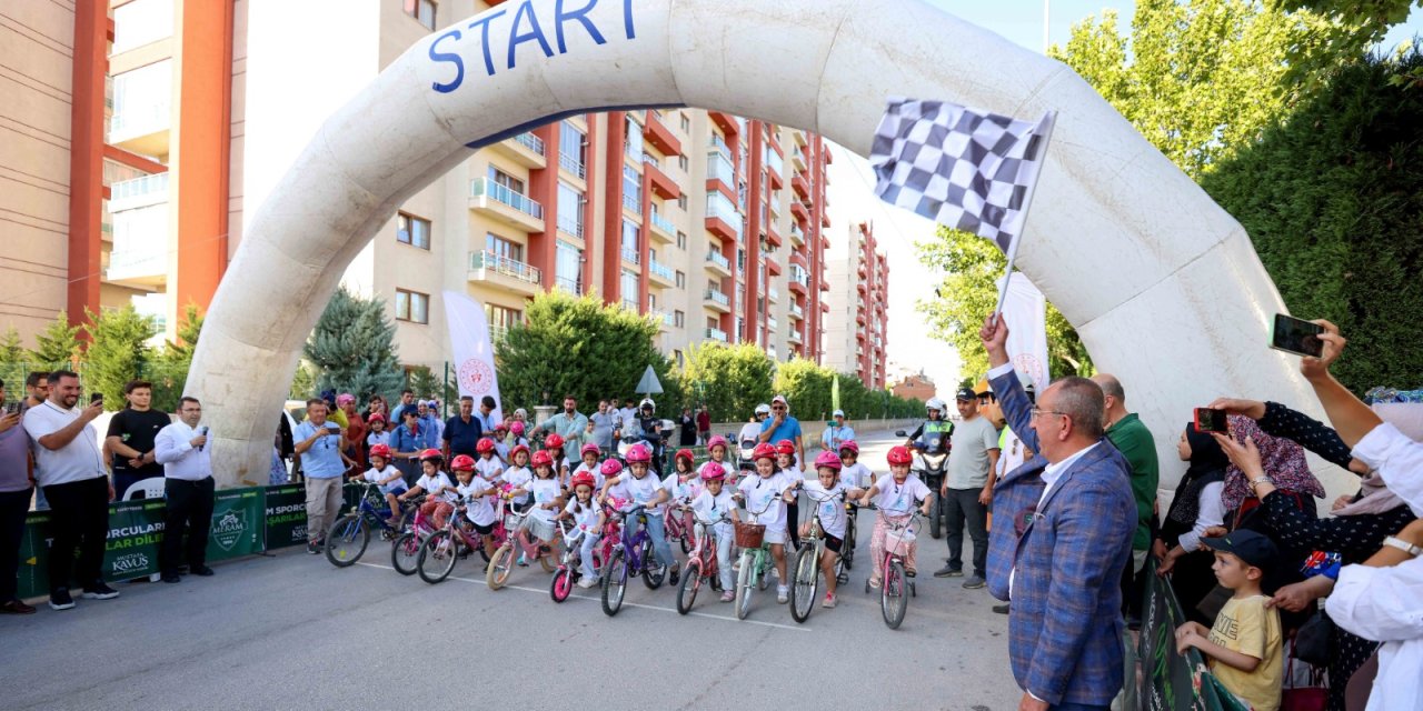 Meram'da bisiklet sevdası yarışa dönüştü