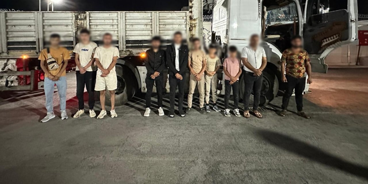 Konya'da insan kaçakçısı ve göçmenler yakalandı