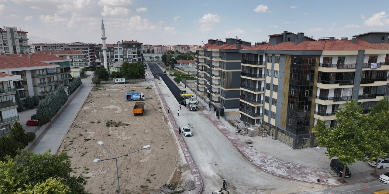 Konya'nın iki mahallesinde yol çalışması sürüyor