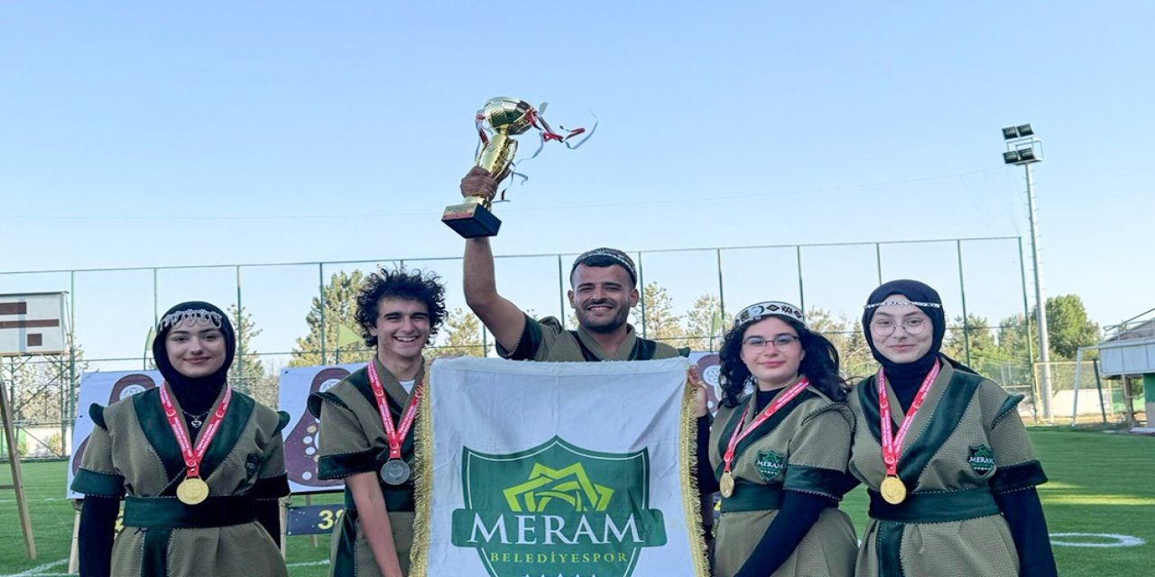 Meramlı sporcular yine zirvede