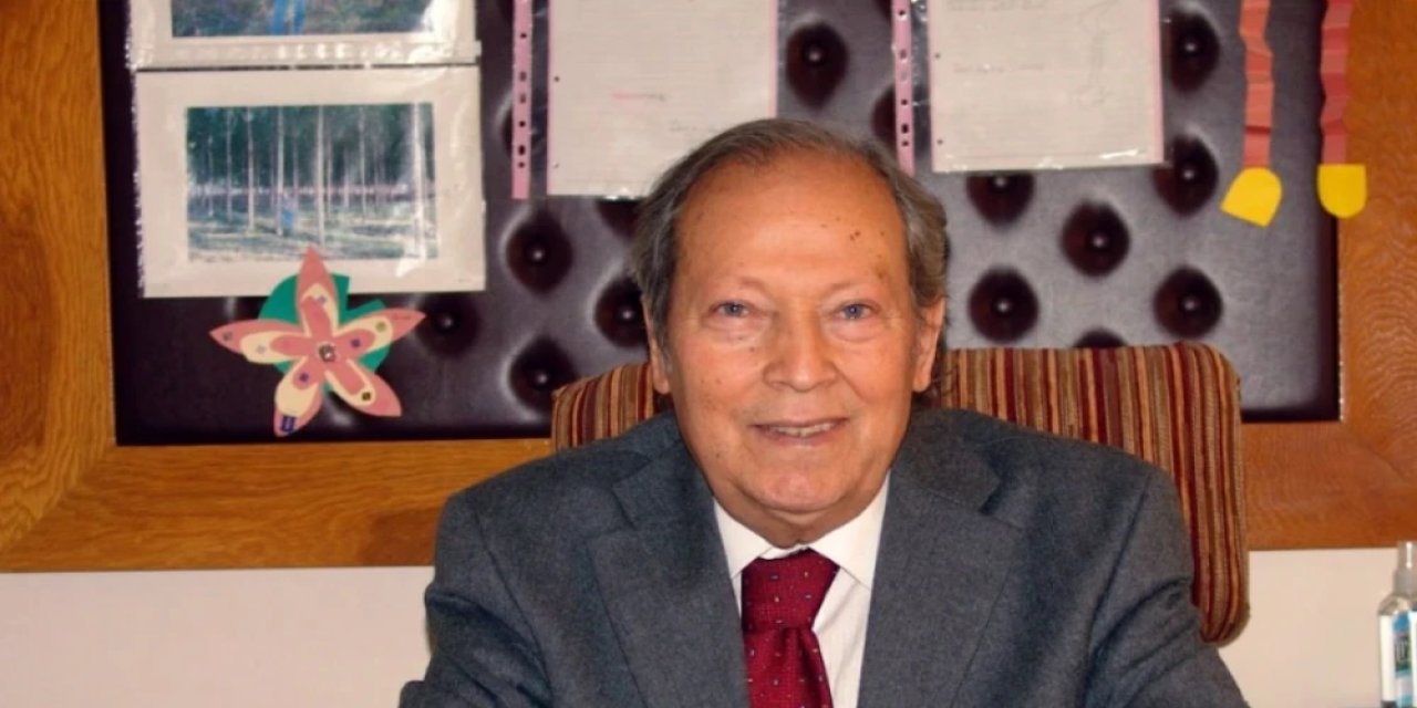 Prof. Dr. Hasan Solak  tıp tarihine adını yazdırdı