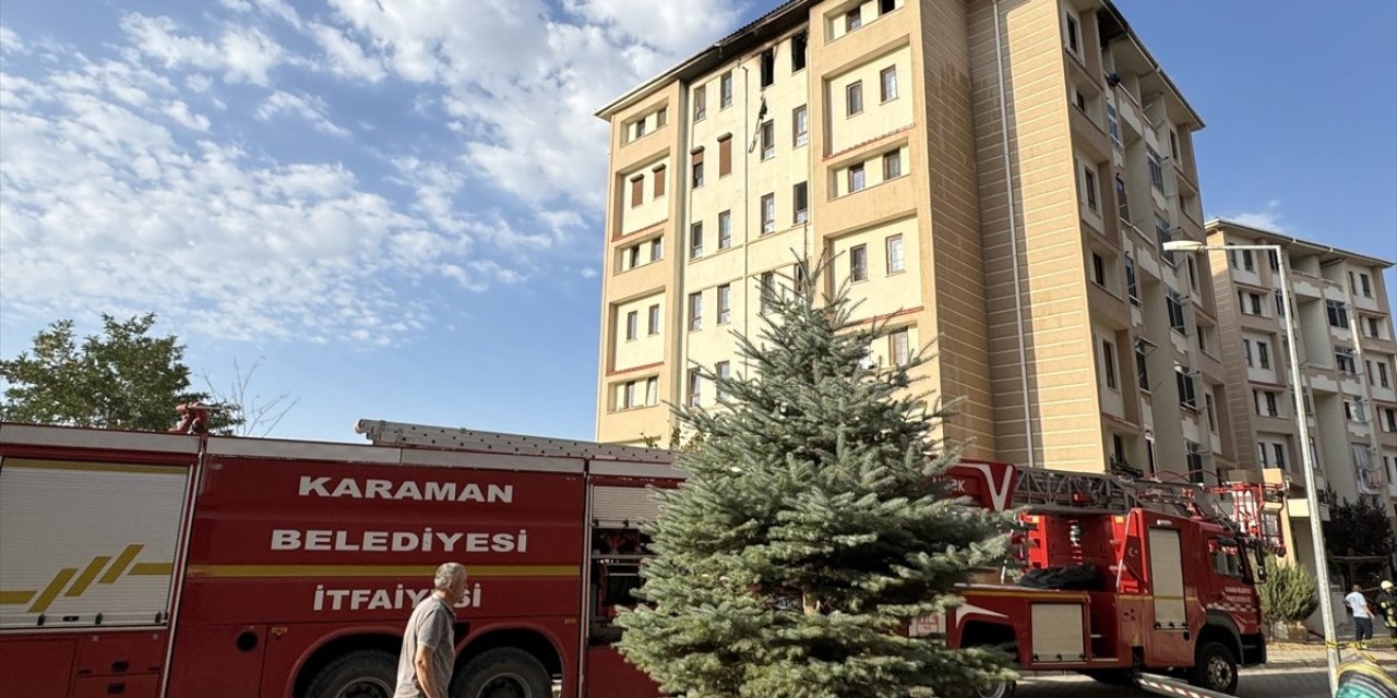 Karaman'da apartmanda yangın paniği