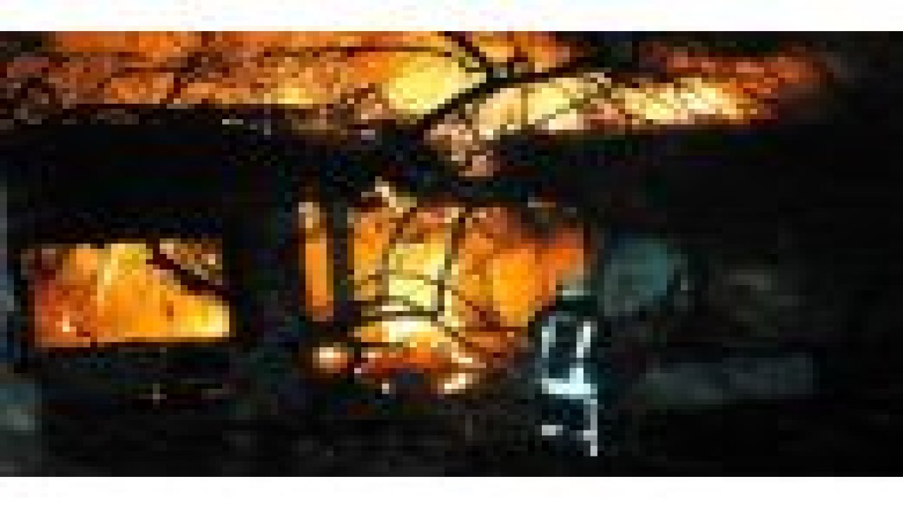 Koruma altındaki ev böyle yandı