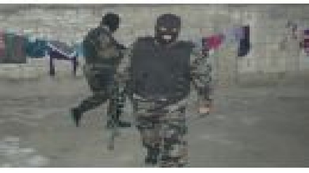 Zehir tacirlerine baskın