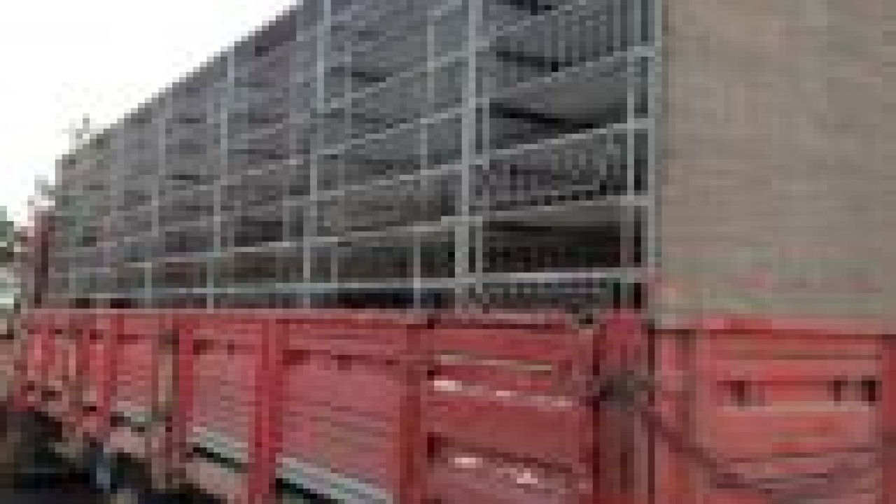 Tavuk kafesinde uyuşturucu sevkıyatı