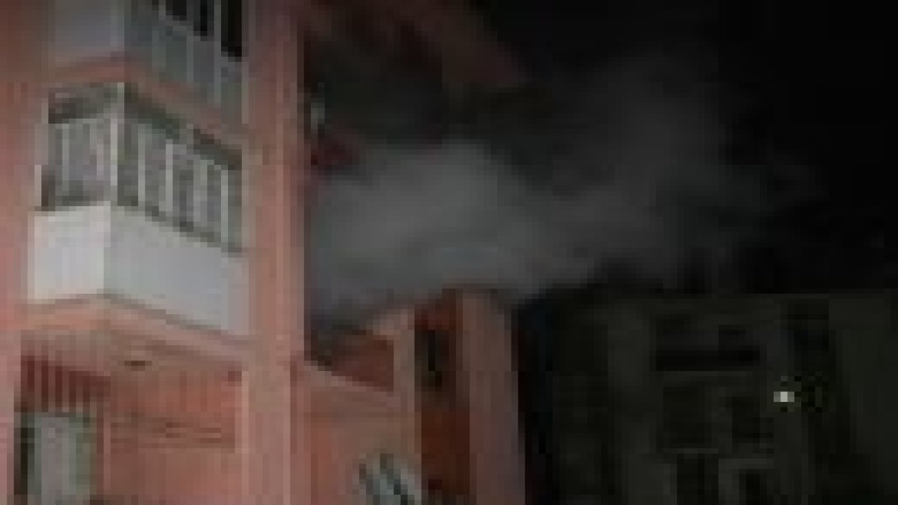 1 yaşındaki Ömer'in ağlaması ailesini kurtardı