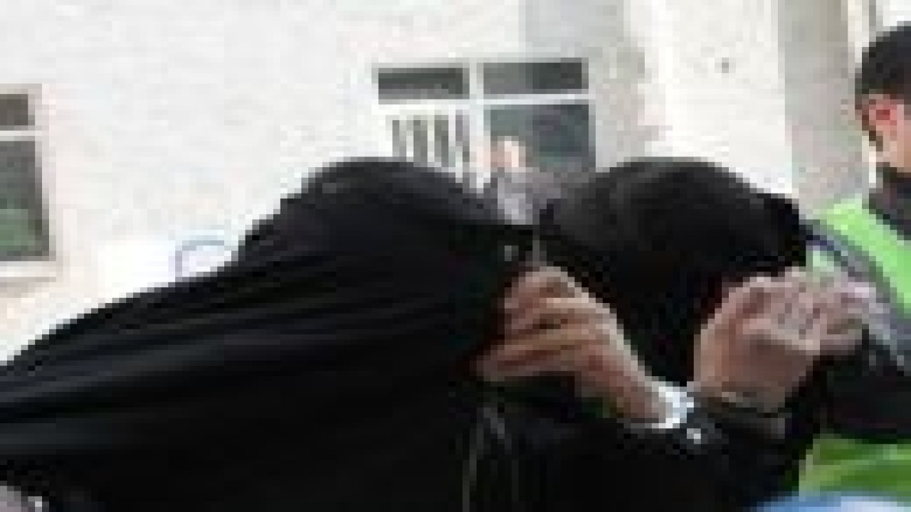 Hırsızlar ne bulursa çalmış!