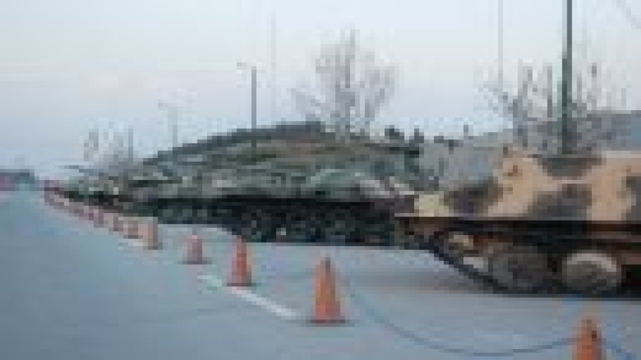 İran-Irak Savaşı'nın adı; Mukaddes Savunma Savaşı