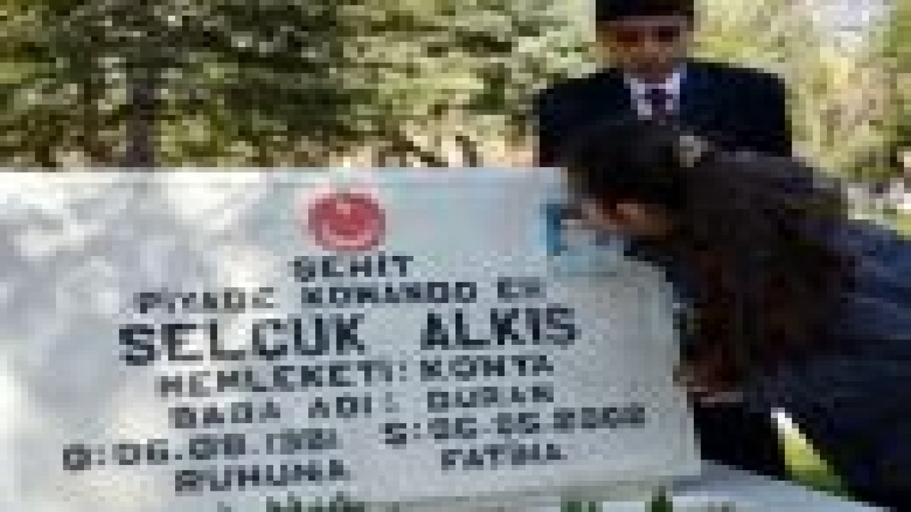 Davutoğlu'nun manevi kızı: Onu çok özlemişim