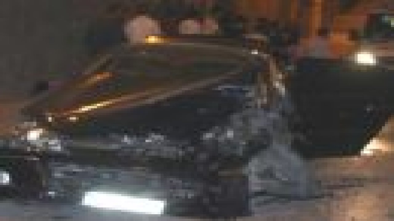 Ehliyetsiz sürücü kaza yaptı: 2 yaralı