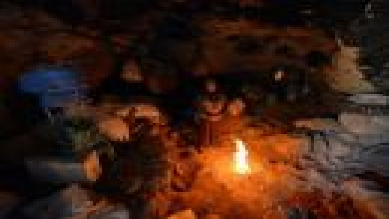 300 Yıldır mağarada yaşıyorlar