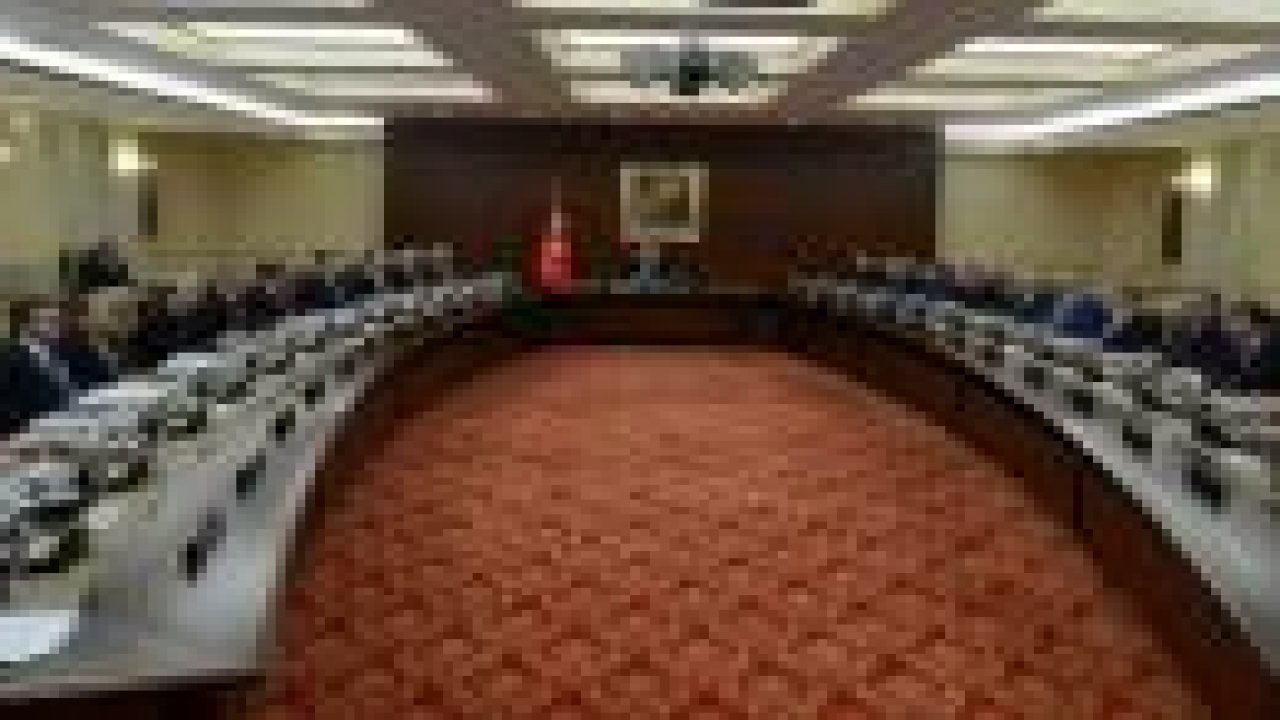 Hangi bakan hangi takımlı?