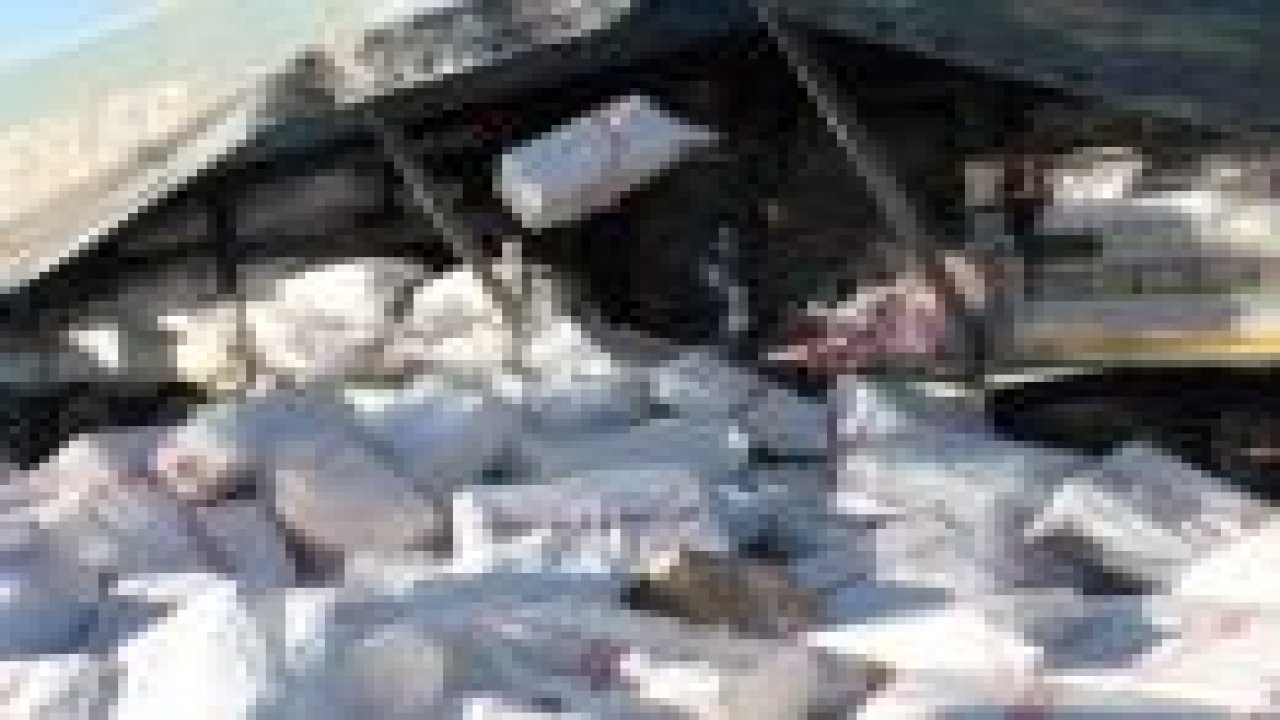 TIR'da 1,5 milyon liralık kaçak sigara ele geçirildi