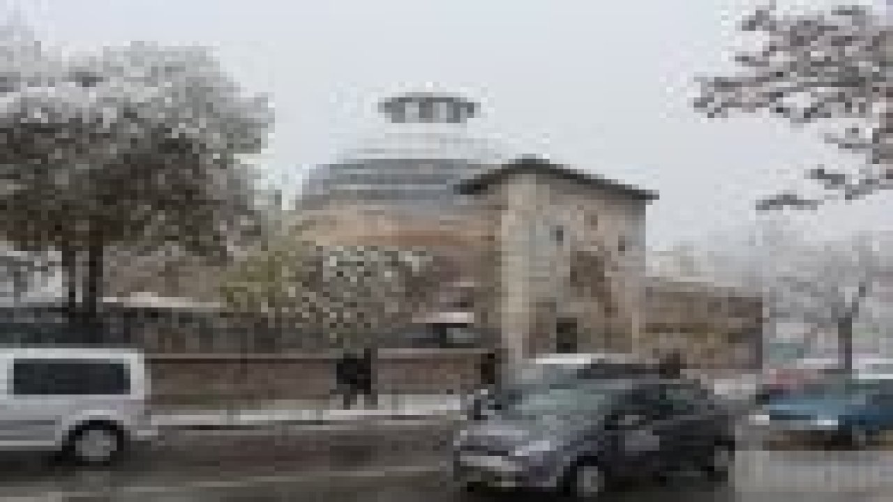 Şehir beyaza büründü