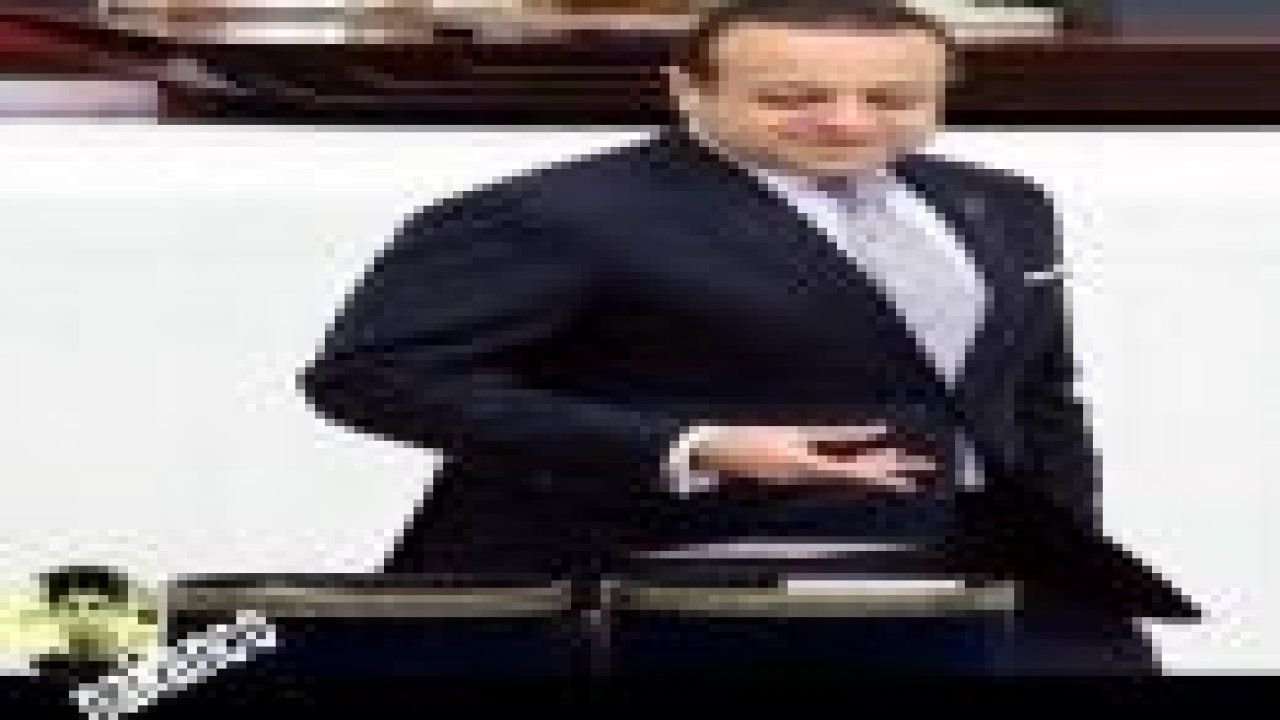 Sosyal medyada Egemen Bağış Caps'leri