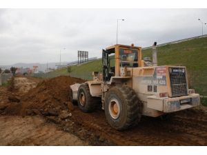 İzmir'deki Forum Bornova Kavşağında Trafik Çilesi Bitiyor