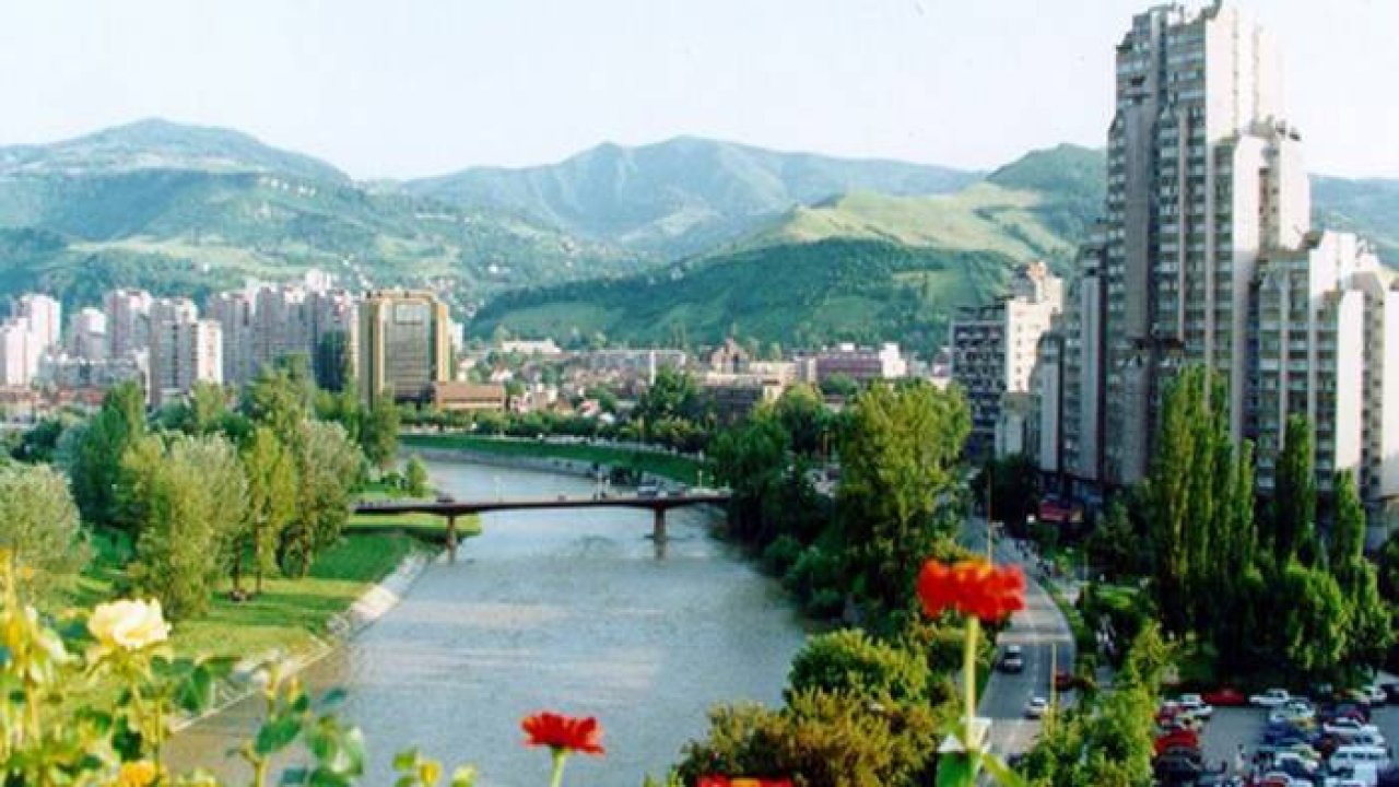 Zenica şehri Türk askerine emanet