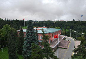 Gül HSYK krizini nasıl bitirdi?