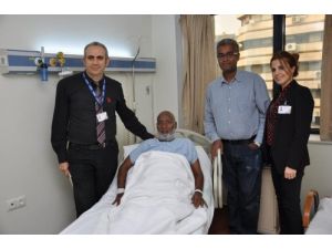 Somalili Doktor 'Şifa'yı İzmir'de Buldu