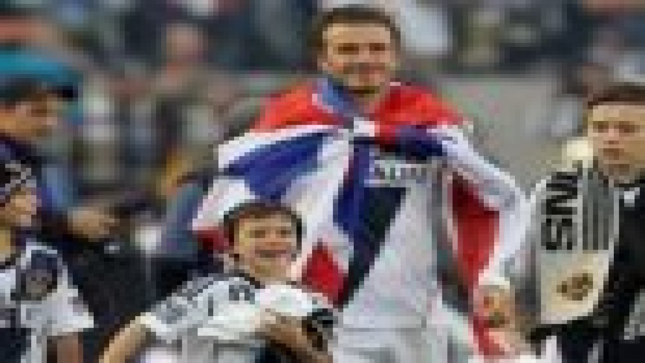 David Beckham şampiyonlukla veda etti