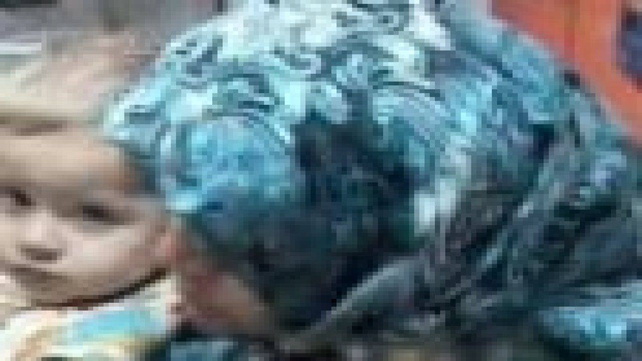 Bebeğin ağlaması aileyi kurtardı