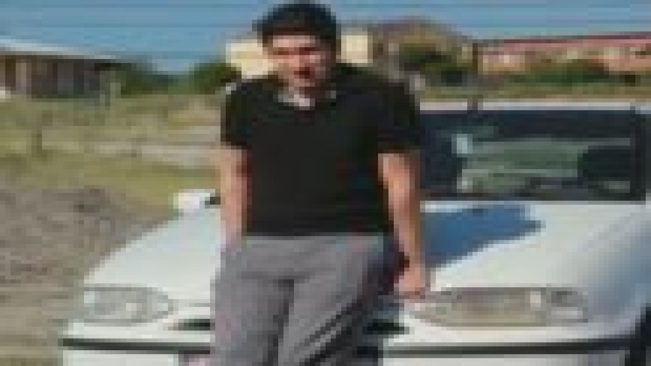 Kütahyalı gençten araba tanıtımı