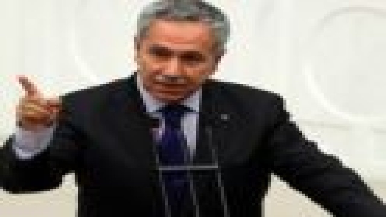 'Senin aklın uçkurunda utanmaz adam!'