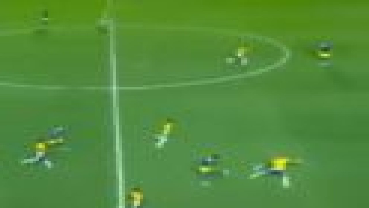 Milli maçta hayatının golüne direk izin vermedi