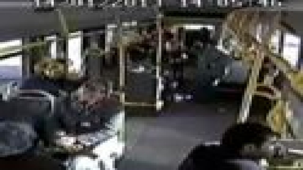 İstanbul'da otobüsteki dehşet kamerada