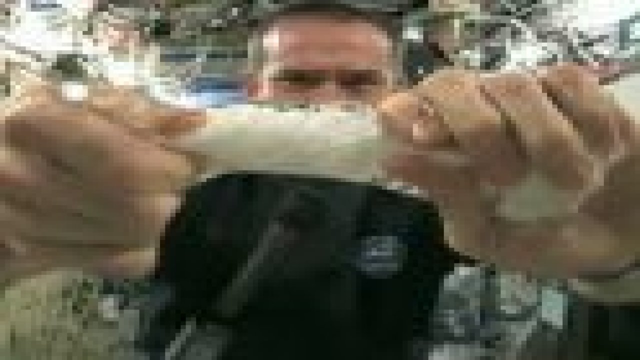 Uzayda çamaşır yıkanırsa..