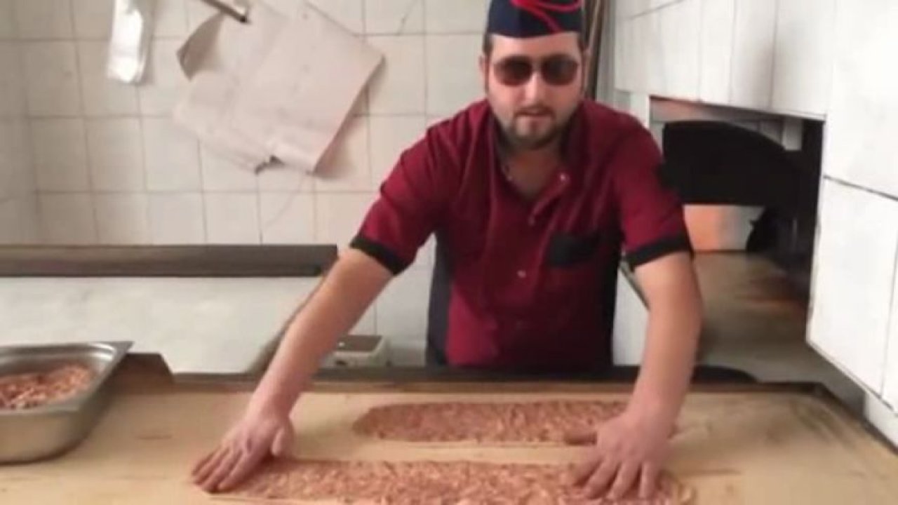 Konyalı etliekmekçiden Nusret'e gönderme!