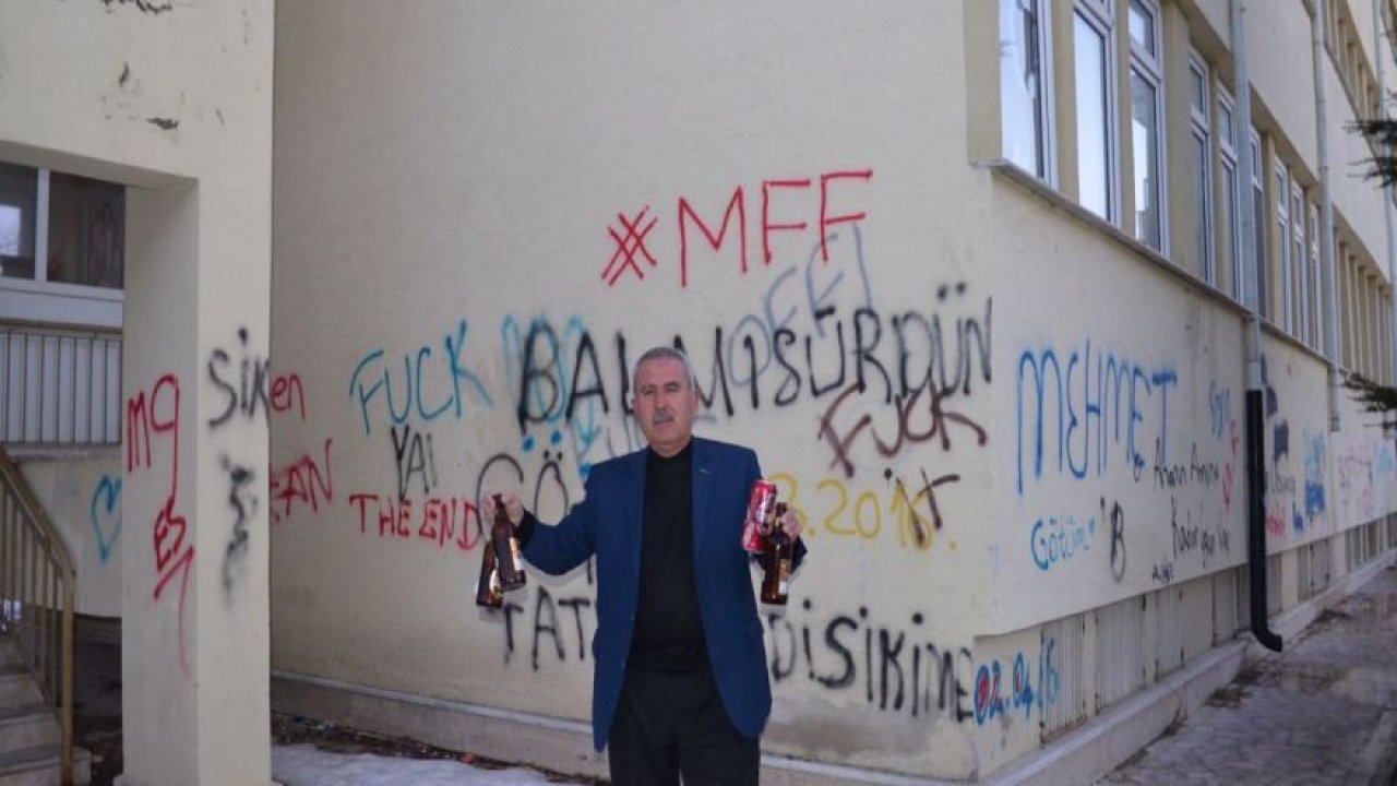 Ilgın'da boşalan binalar kaderine terk edildi!