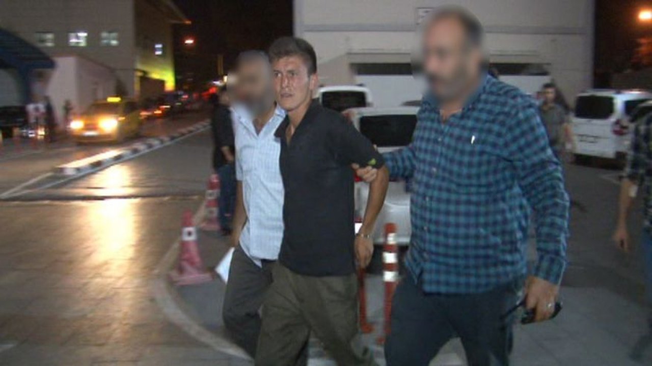 Gazetecilere Terlik Fırlattı