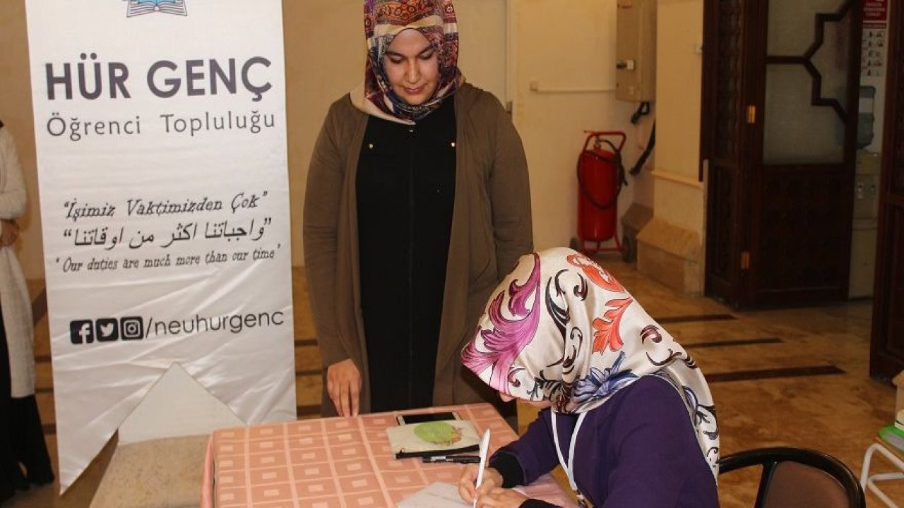 ‘Çocuklar üşümesin’ diyerek yardım topluyorlar