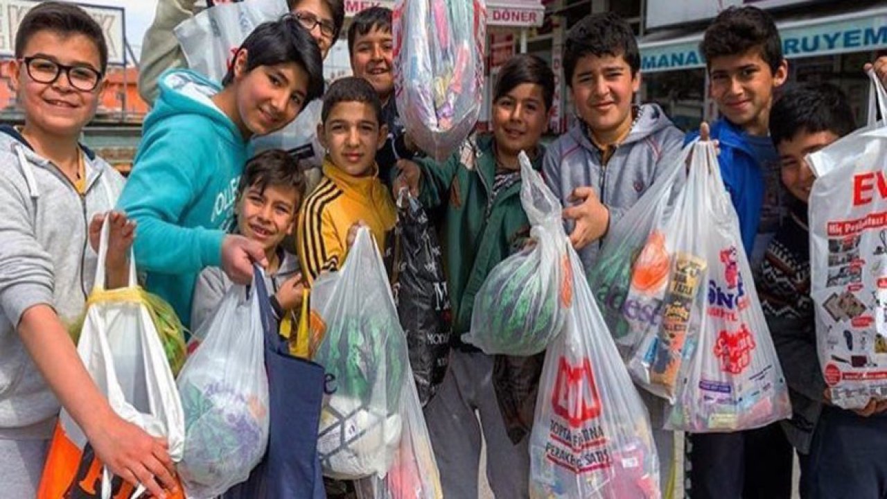 Şivlilik ve fener alayı çocukları sevindirdi