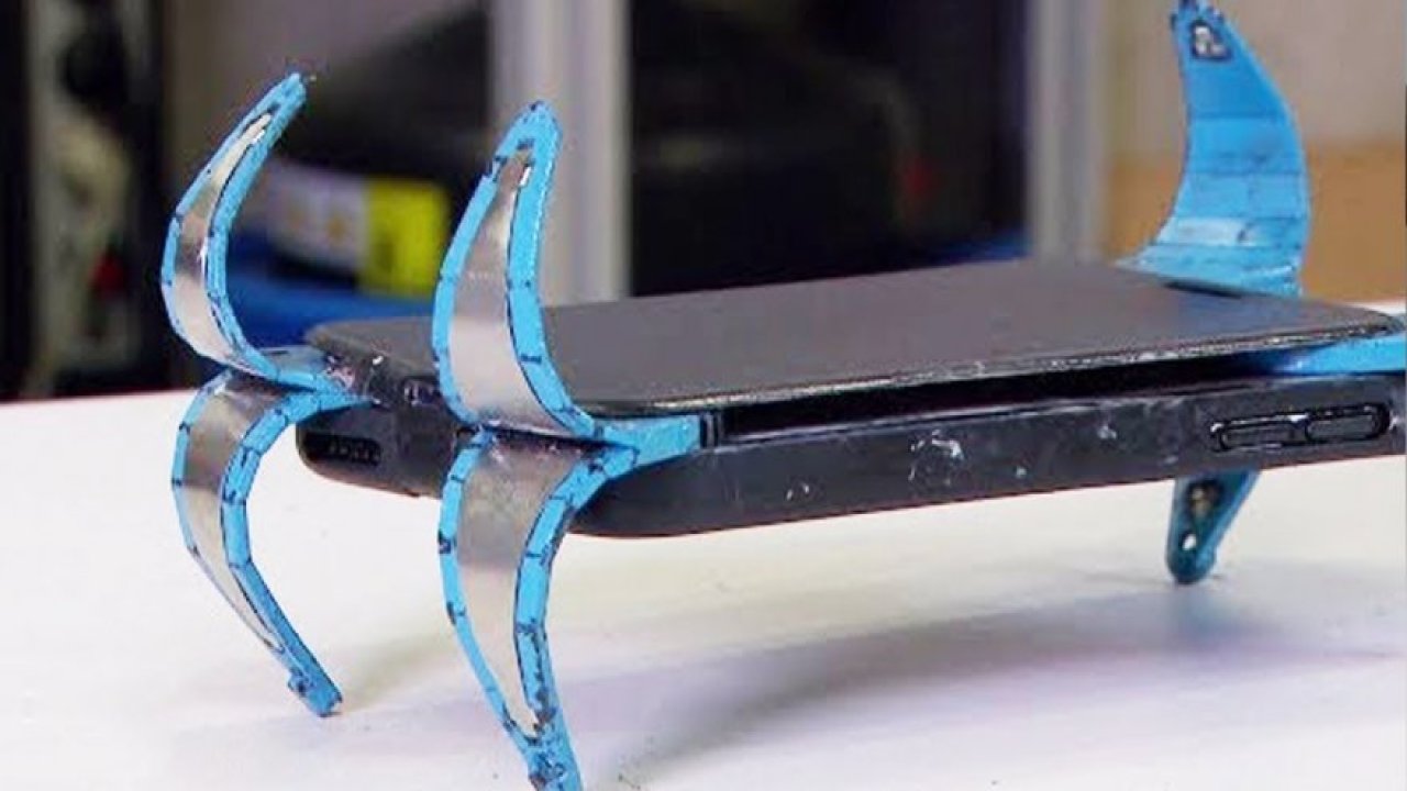 Kedi Gibi 4 Ayak Üstüne Düşen Telefon Kılıfı